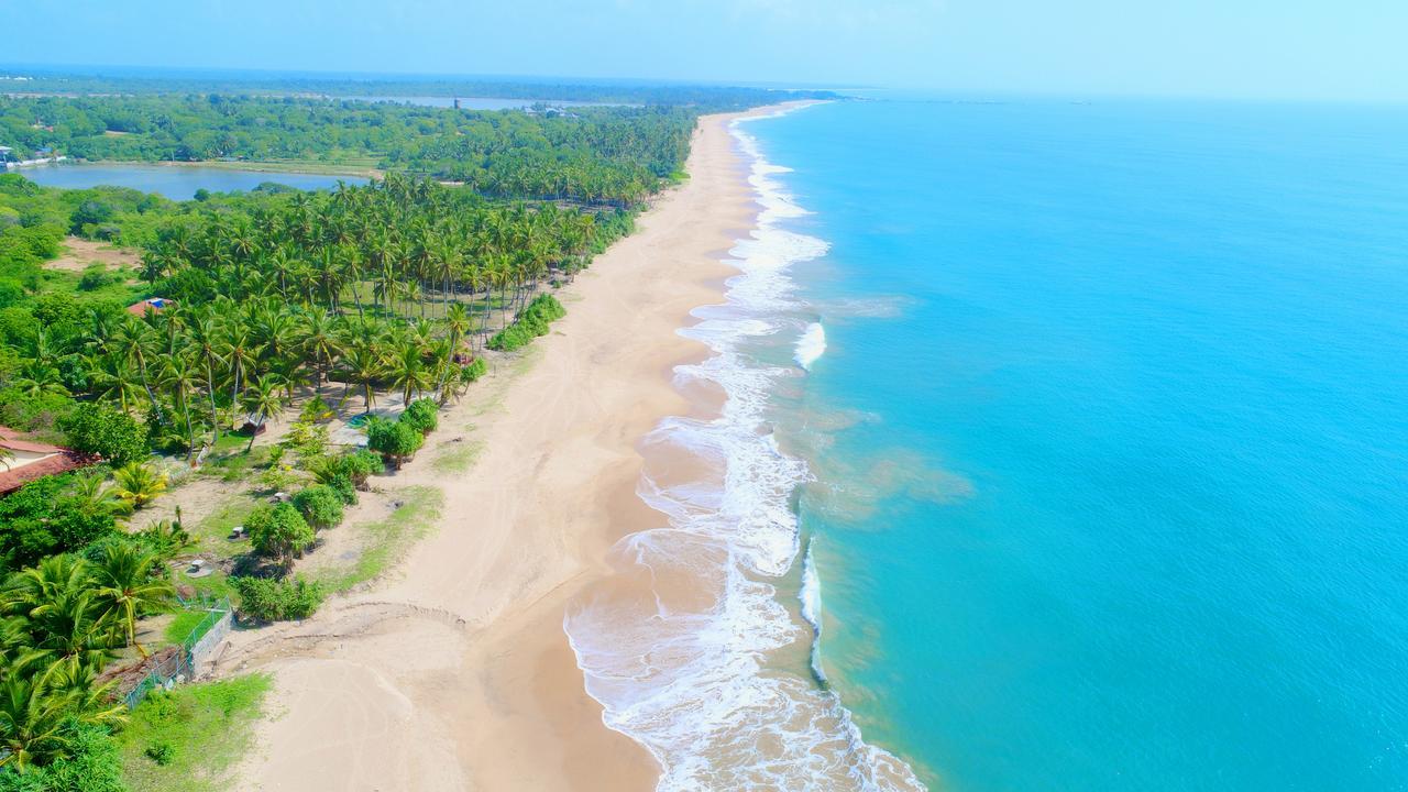 Ranna 212 Beach Resort Kahandamodara Luaran gambar