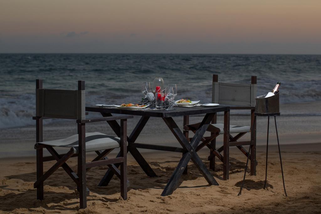 Ranna 212 Beach Resort Kahandamodara Luaran gambar